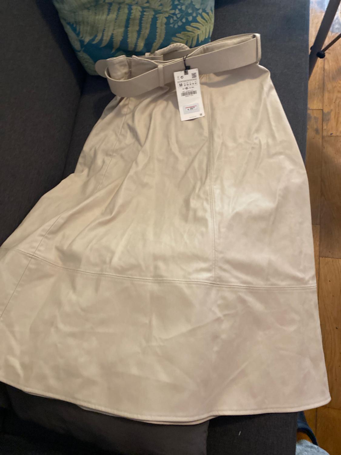 FAUX LEATHER MIDI SKIRT - Image 2