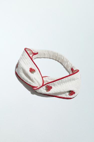 TURBANTE FRESAS BORDADAS - Blanco de Zara