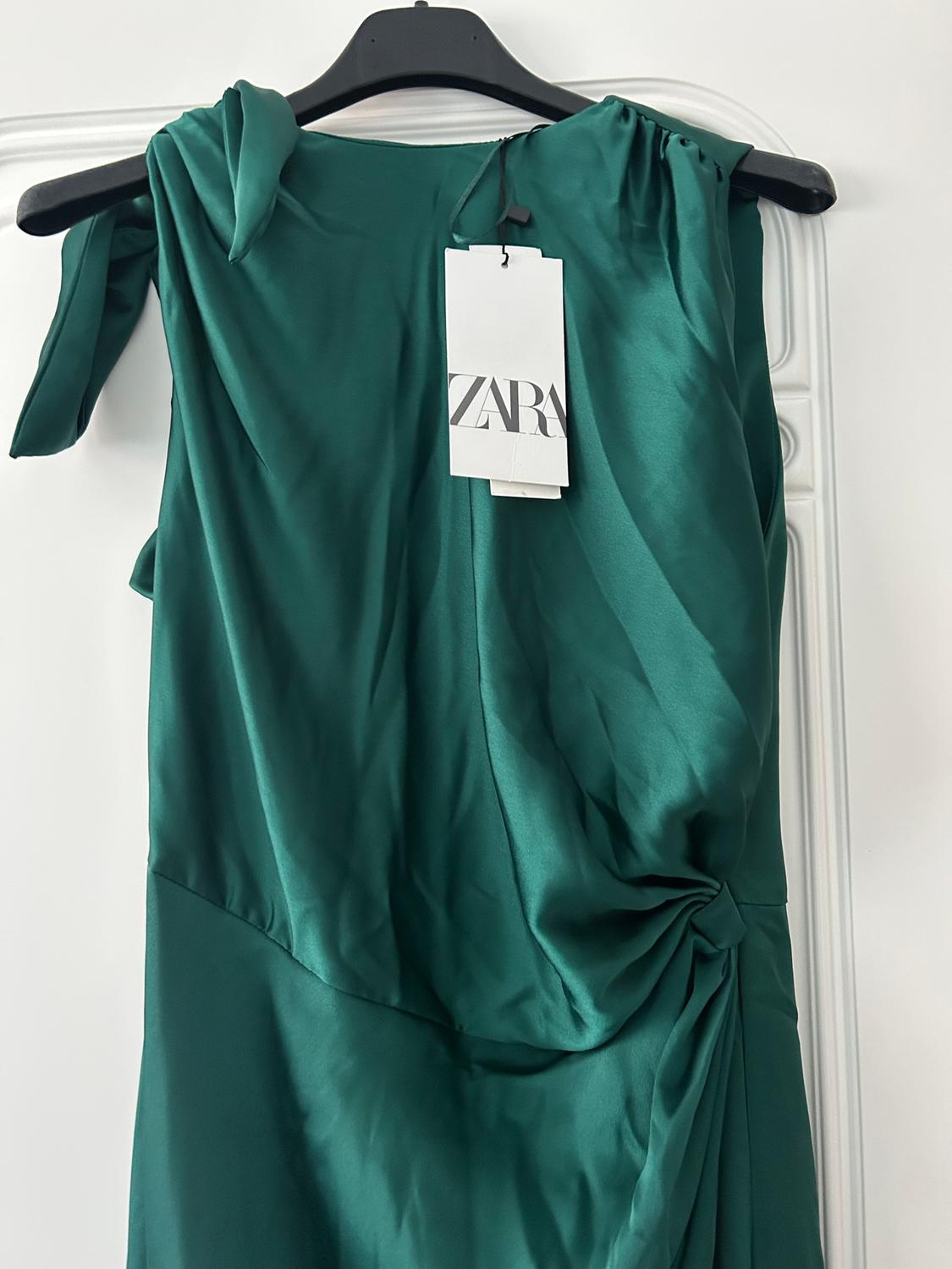 SATIN-FINISH DRESS WITH DRAPED DETAIL - Image 2
