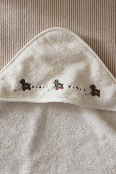 Zara HOODED BABY TOWEL WITH DUCKLING APPLIQUÉS - Oyster-white