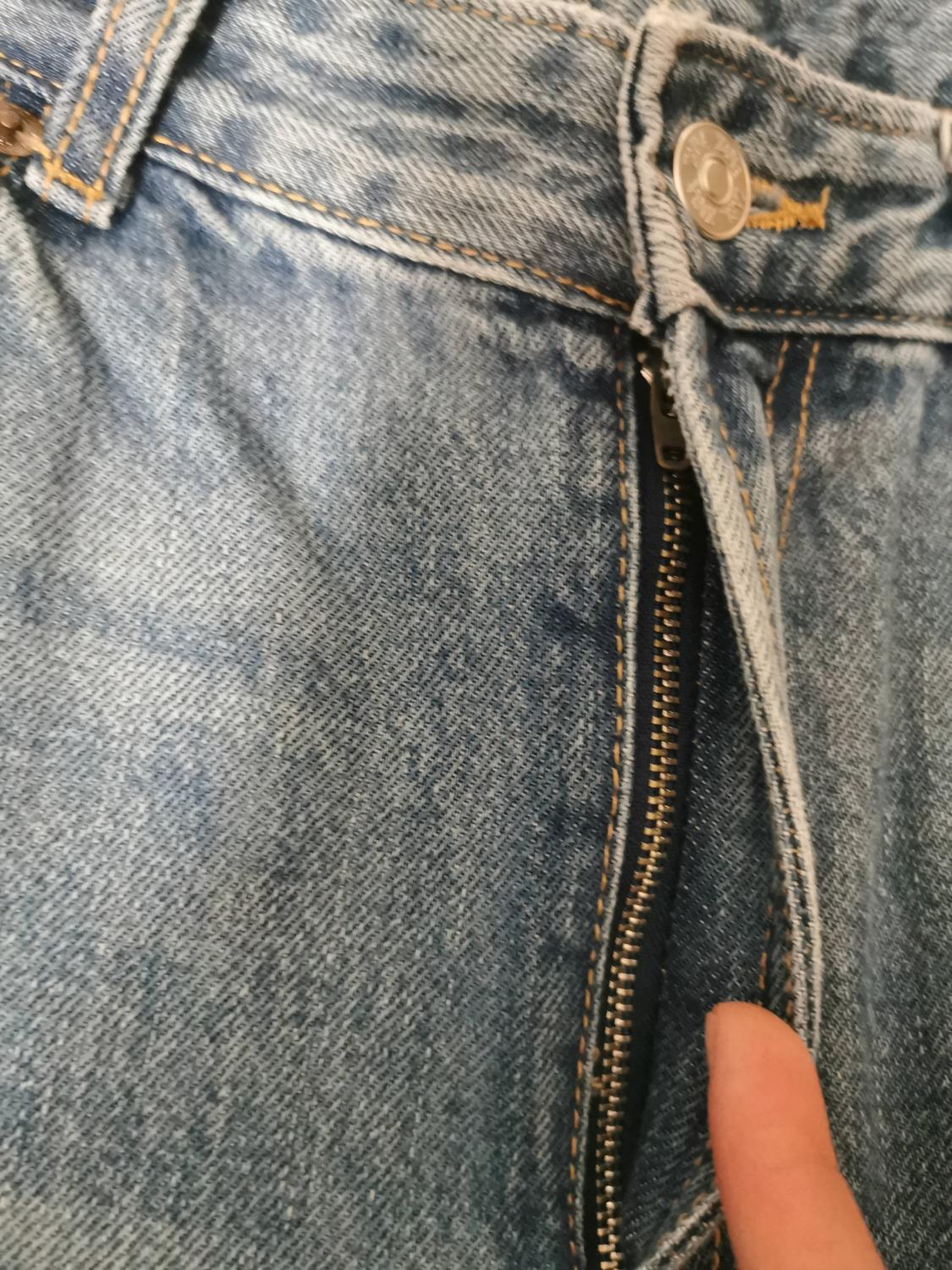 TRF RELAXED-FIT MID-RISE JEANS - Image 4