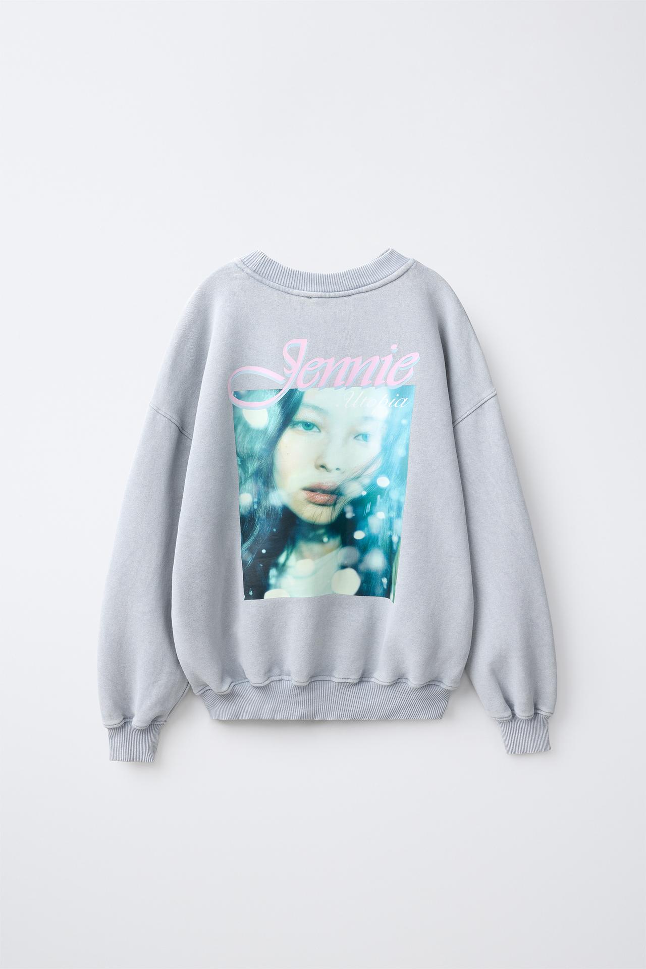 JENNIE ©™ WASHED PRINT SWEATSHIRT — Mid-gray