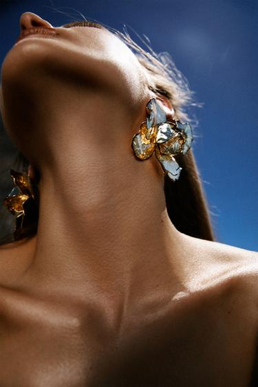 БОЛЬШИЕ СЕРЬГИ С ЭМАЛЬЮ «ЦВЕТЫ» — ЗОЛОТИСТЫЙ от Zara — изображение 0