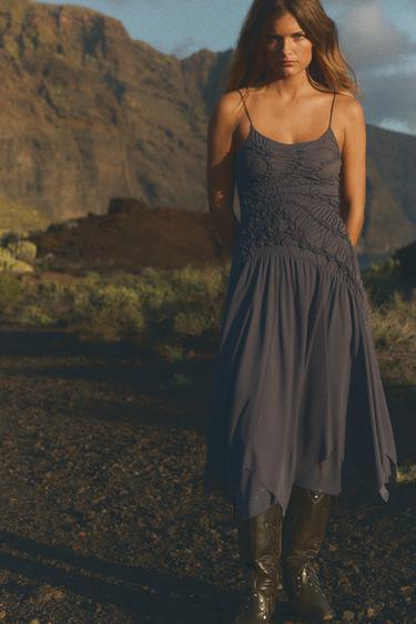 ROBE ASYMÉTRIQUE À PLIS - Bleu de Zara