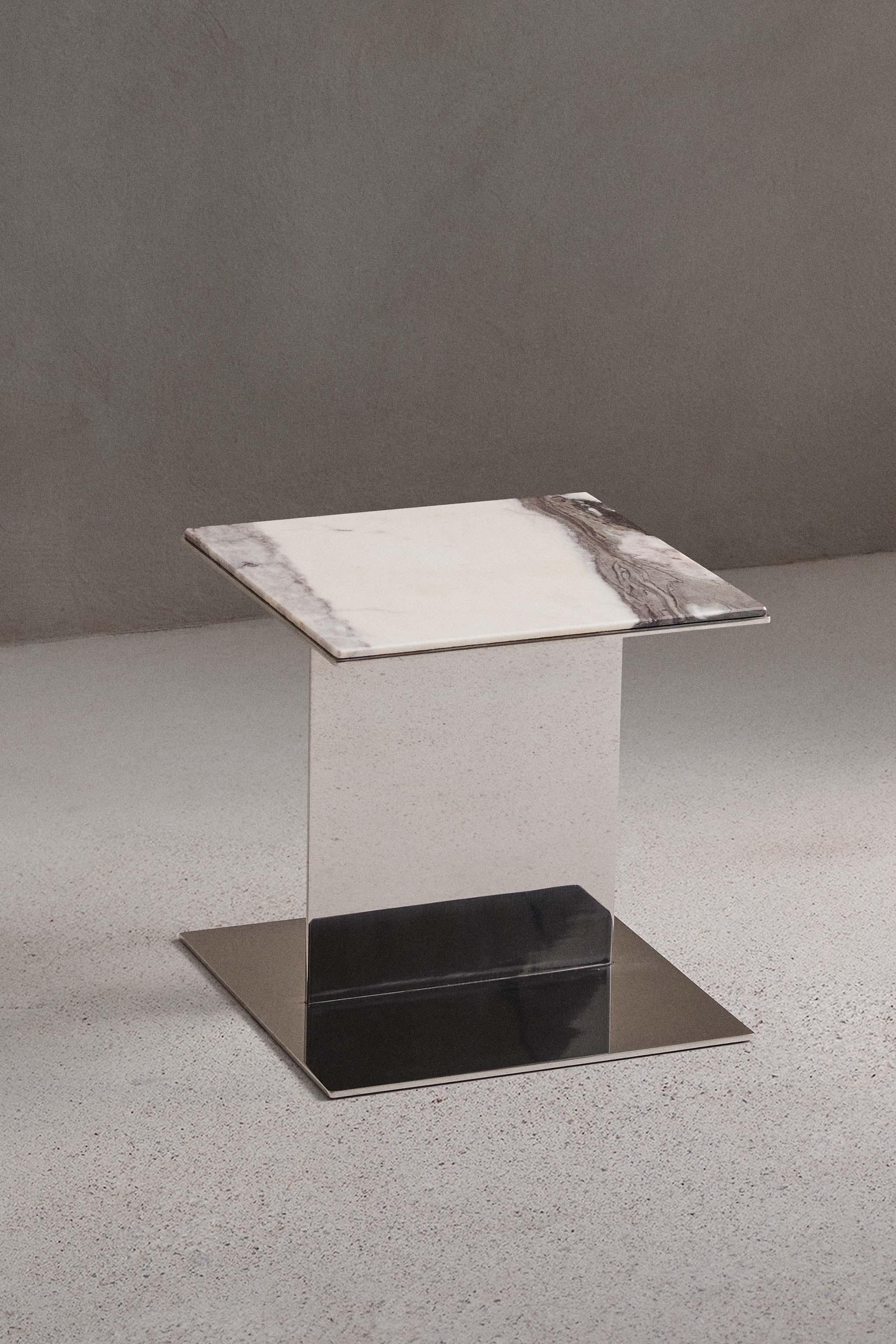 SIDETABLE 05