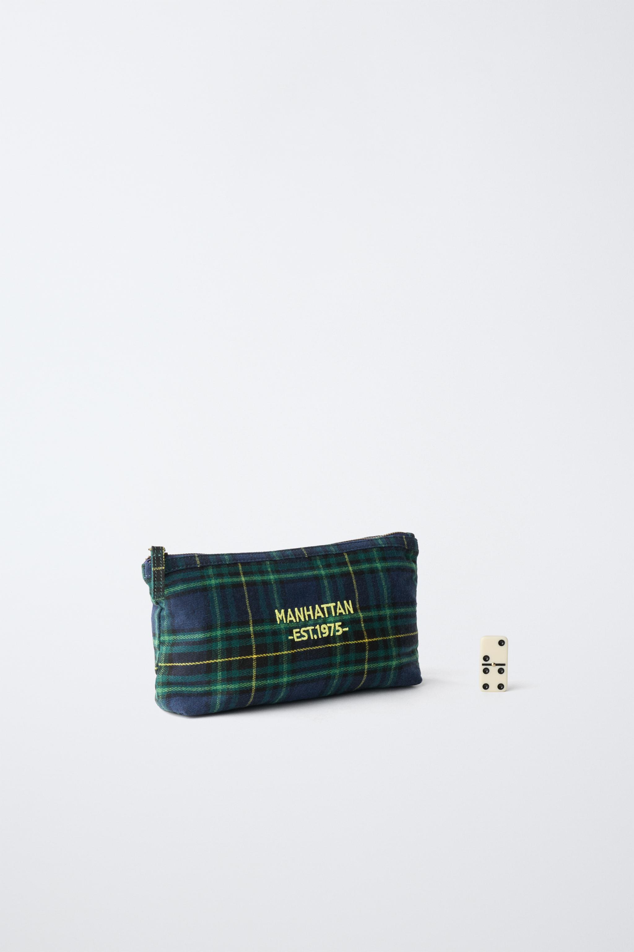 PLAID TOILETRY BAG