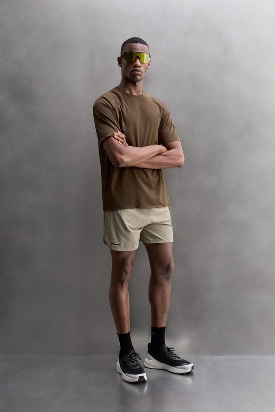 OPEN KNIT STRUCTURE T-SHIRT