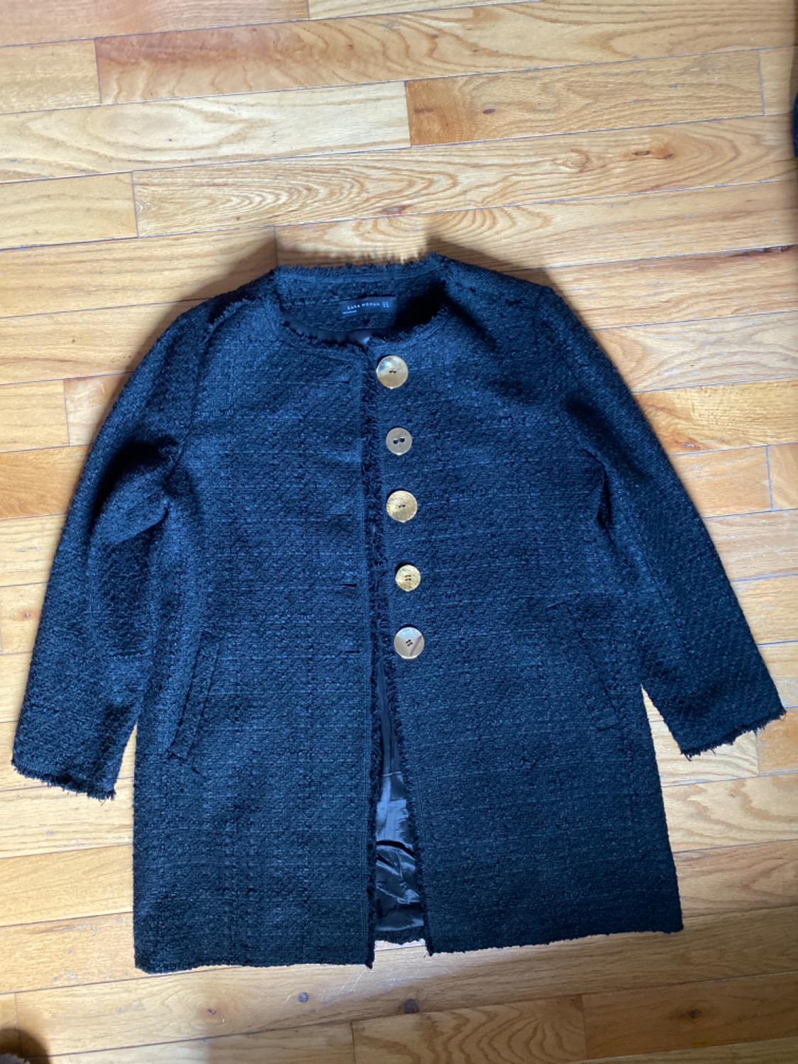 GOLDEN BUTTONED SHORT COAT - Image 5
