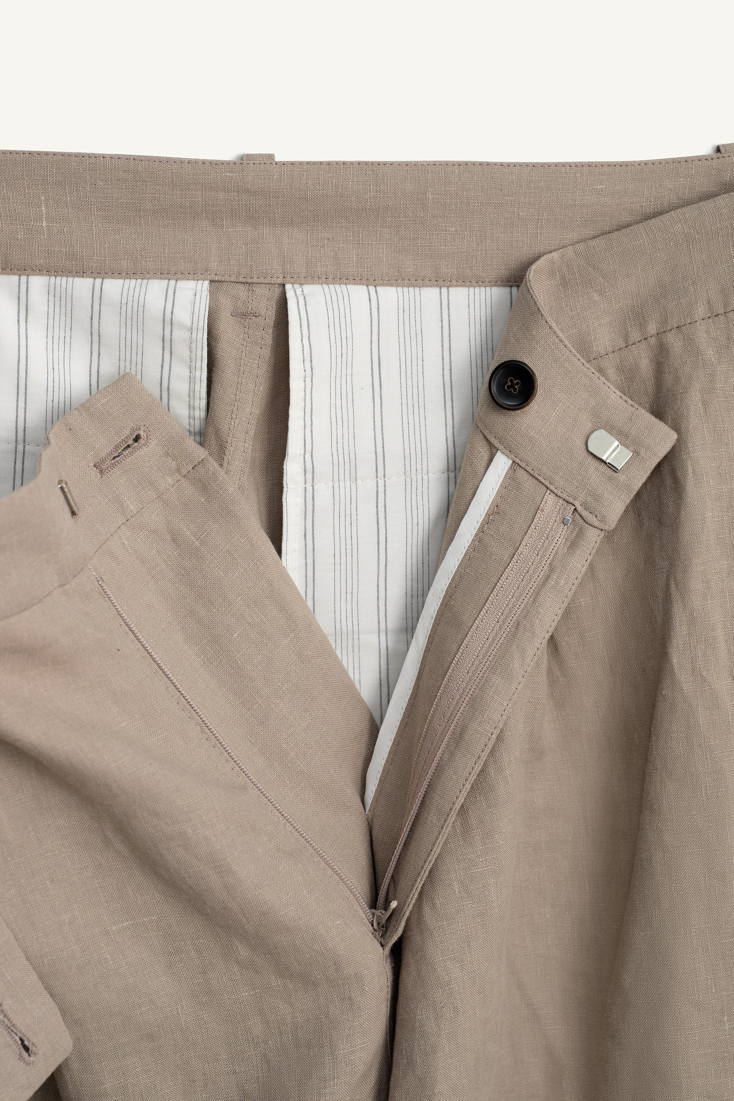 100% LINEN WIDE FIT WRAP SHORTS