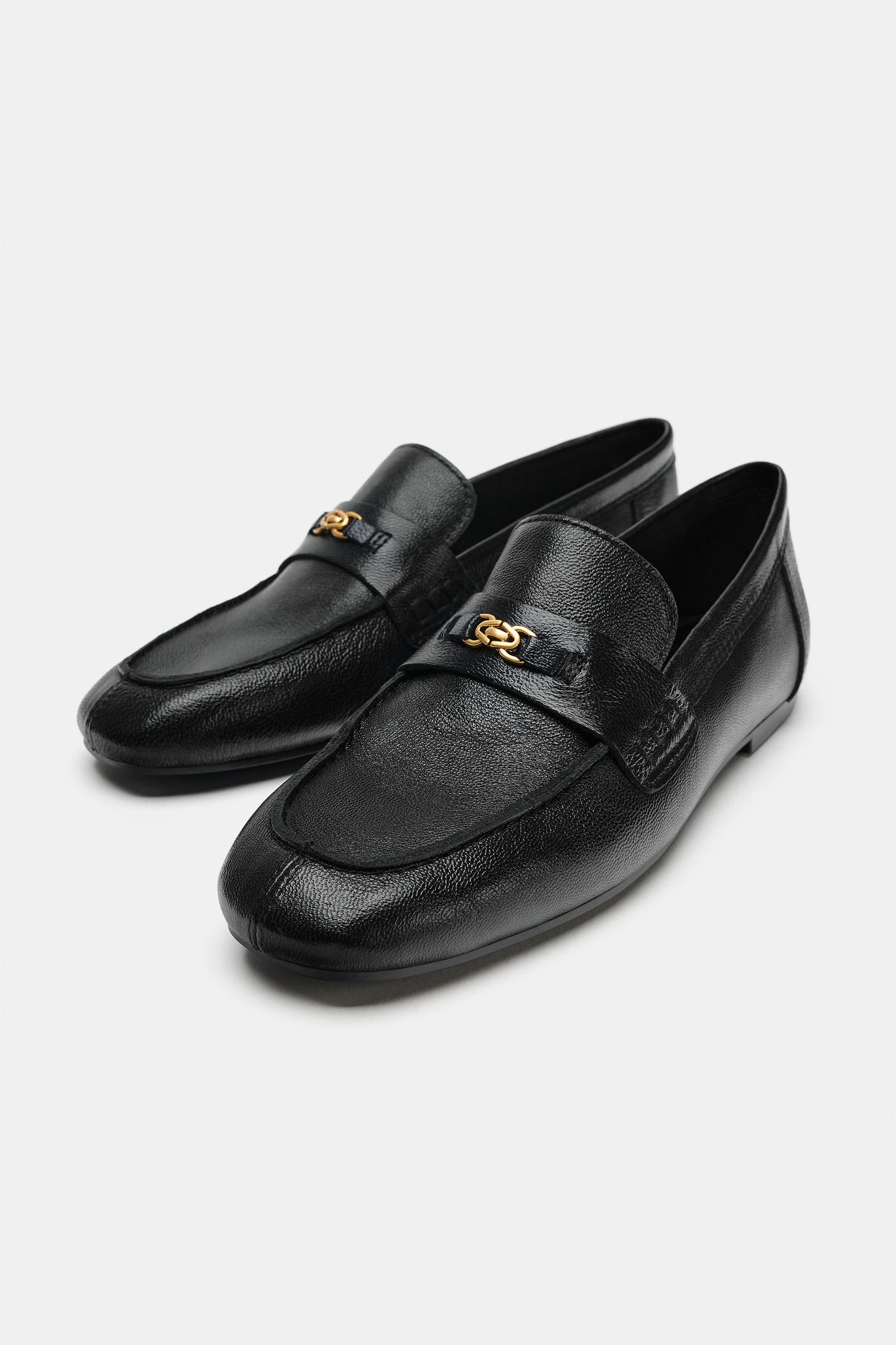 Женские туфли Zara Leather Loafers with Metal Hardware, цвет: Чёрный — фото 4