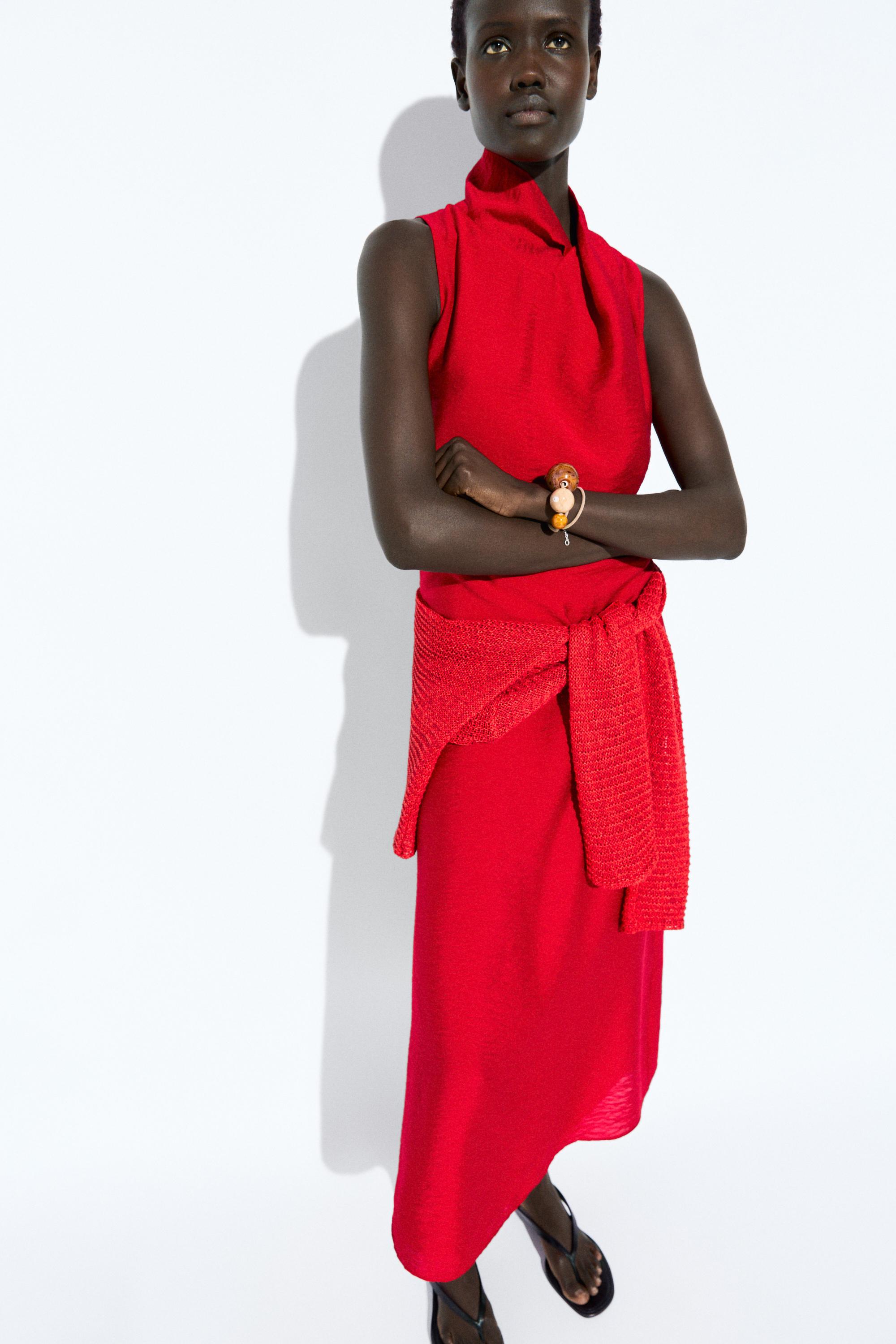 Robe midi fluide à col drapé