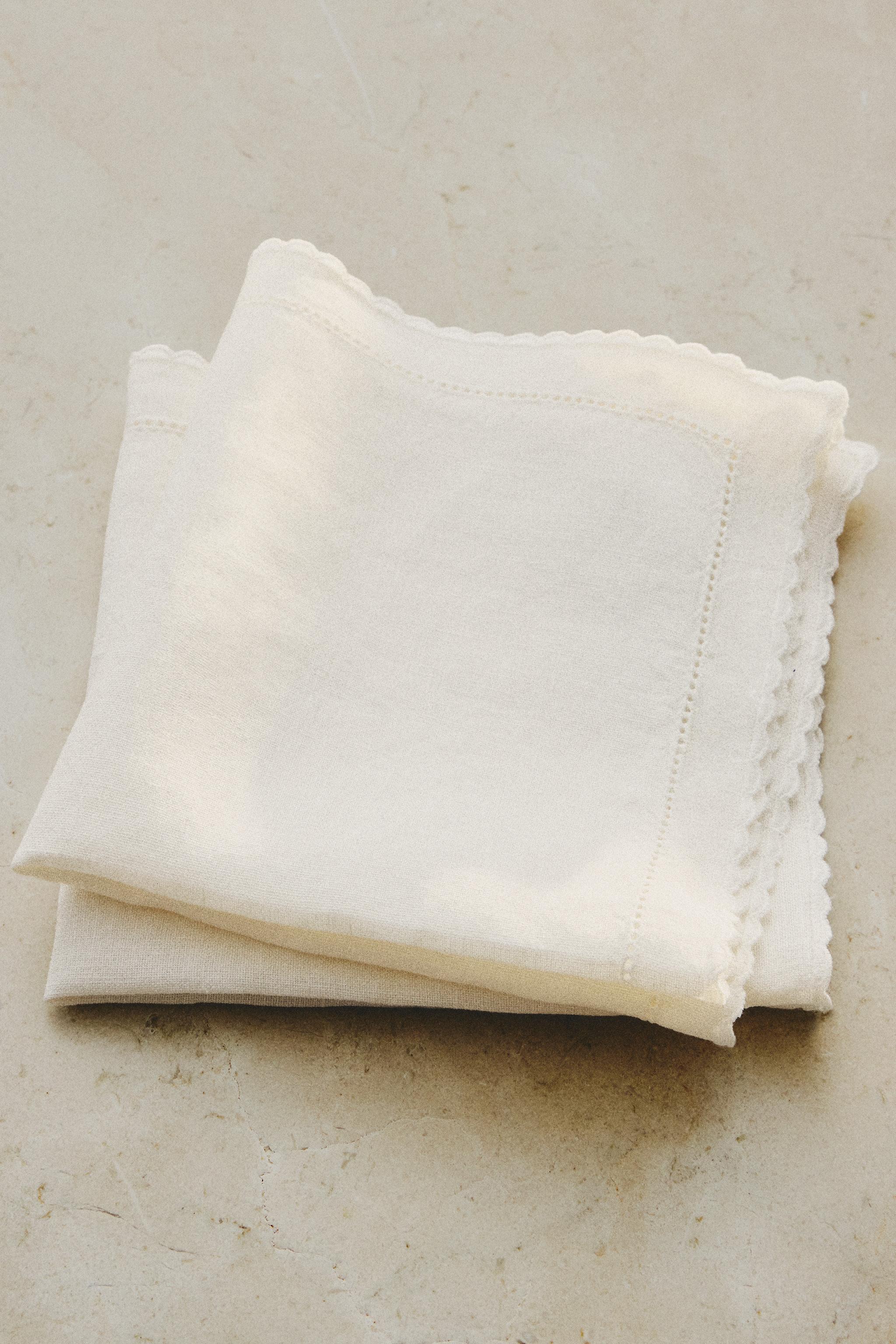 EMBROIDERED LINEN BORDER TOWEL — Ivory