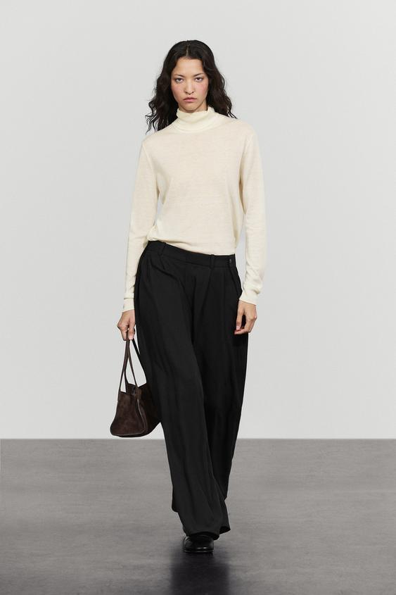 Zara Flowing pleated pants with button detail - Black - Image 0