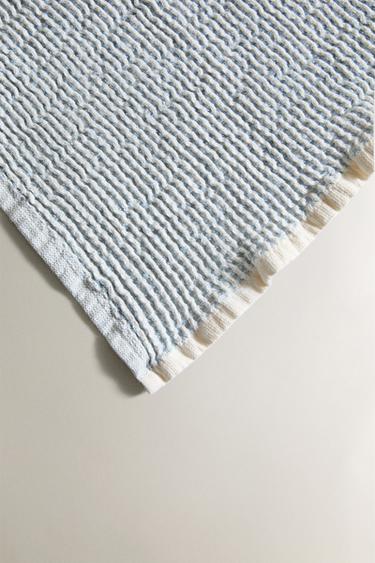 SERVIETTE DE BAIN MINIWAFFLE - Écru / Bleu de Zara - Image 2
