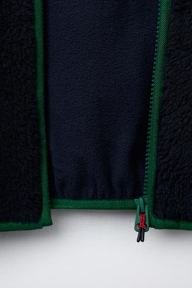 BLOUSON EFFET MOUTON À CAPUCHE COLOR BLOCK - Multicolore de Zara - Image 6