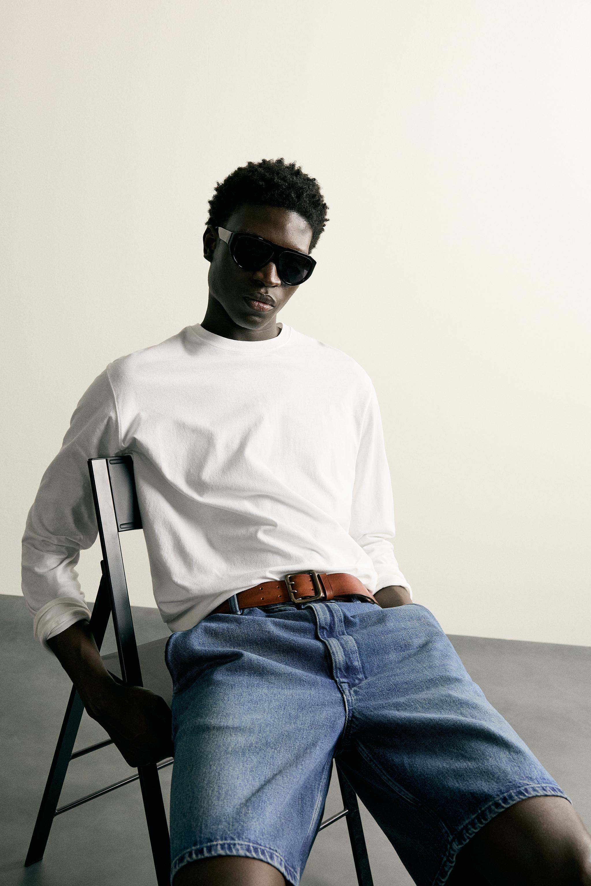 WAXED FINISH STRAIGHT FIT JEANS