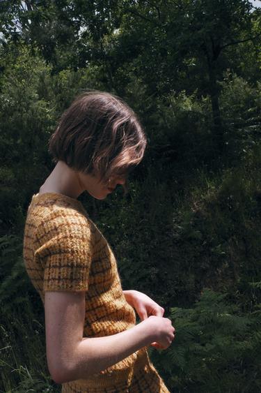 Zara FRINGED KNIT JUMPER - Mustard