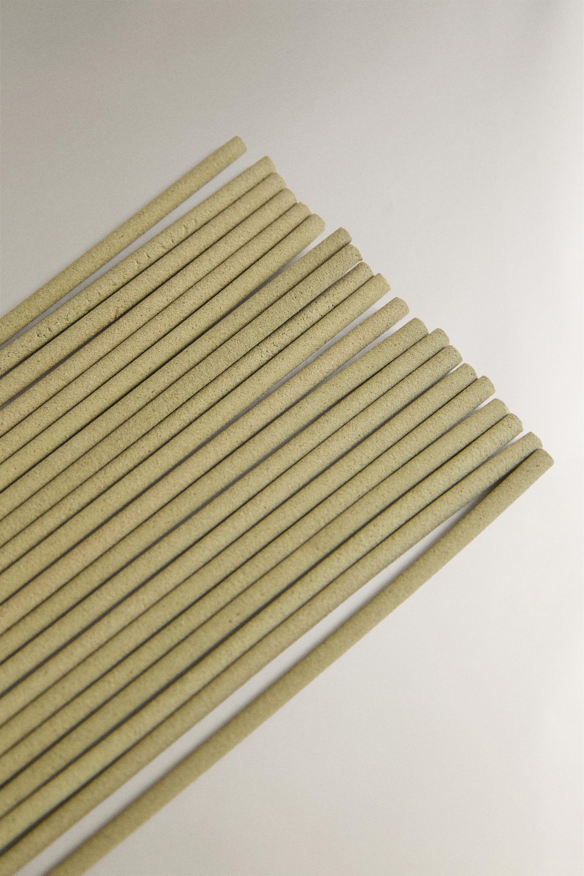 BERGAMOT & SANDALWOOD SCENTED INCENSE STICKS (PACK OF 20)