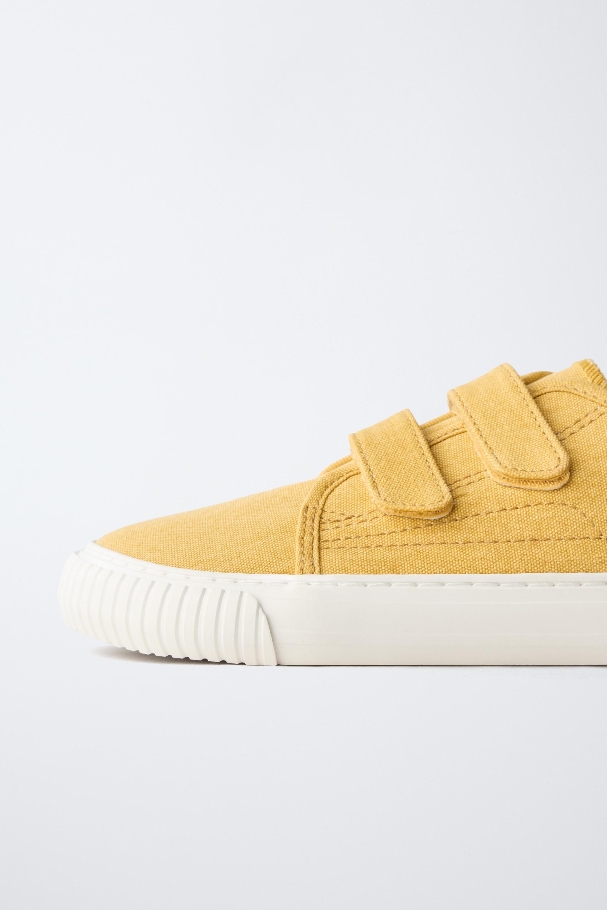 さかえり BAREFOOT SNEAKERS - Yellow | ZARA Canada