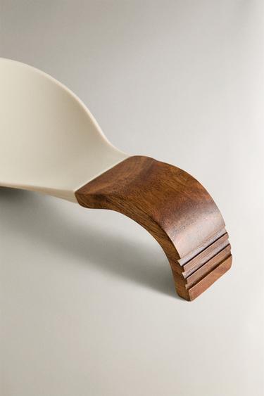 SILICONE SPOON REST - Cream by Zara - Image 2