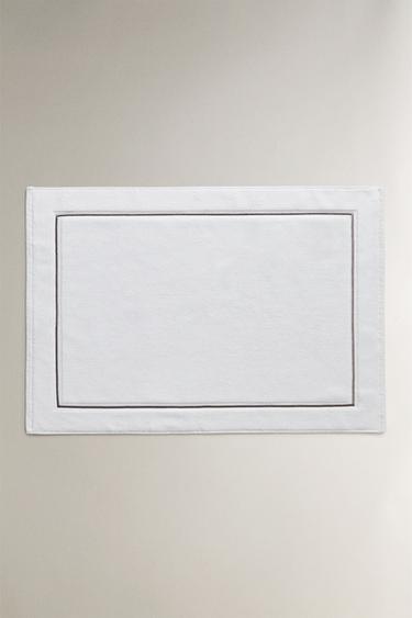 BATH MAT WITH TRIM - Grey marl by Zara