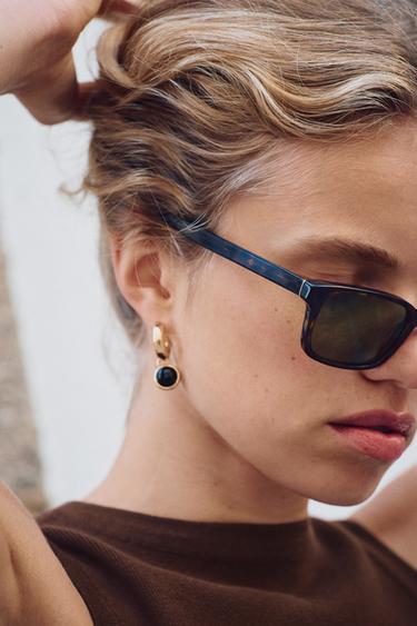 CONTRAST BALL HOOP EARRINGS - Golden by Zara