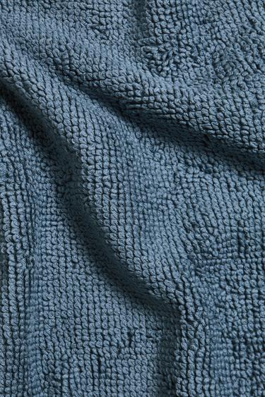 TAPIS DE BAIN UNI BASE ANTIDÉRAPANTE - Bleu moyen de Zara