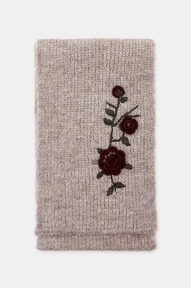 KNIT SCARF WITH FLORAL EMBROIDERY - Sand by Zara