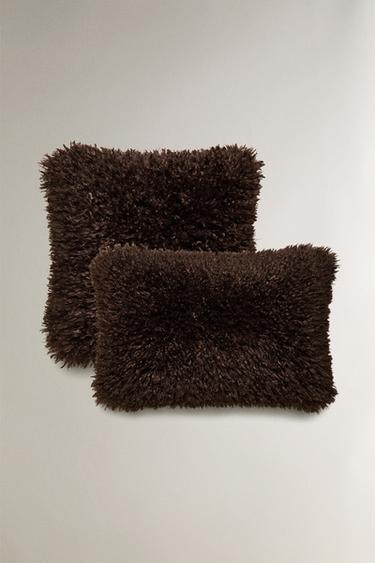 HOUSSE DE COUSSIN FOURRURE ONDULÉE - Marron de Zara - Image 0