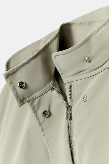BLOUSON ENGOMMÉ À CAPUCHE - Kaki de Zara - Image 10