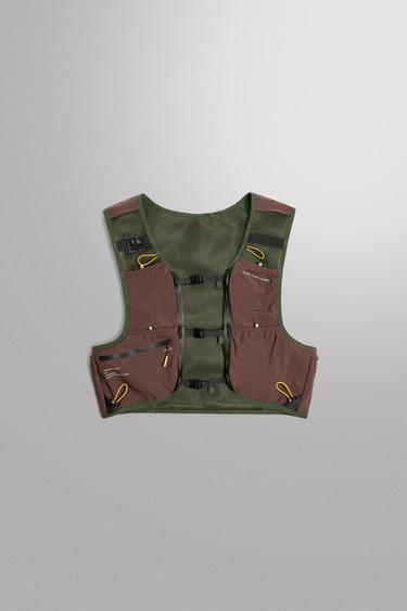 TECHNICAL SPORTS GILET - Burgundy Red by Zara