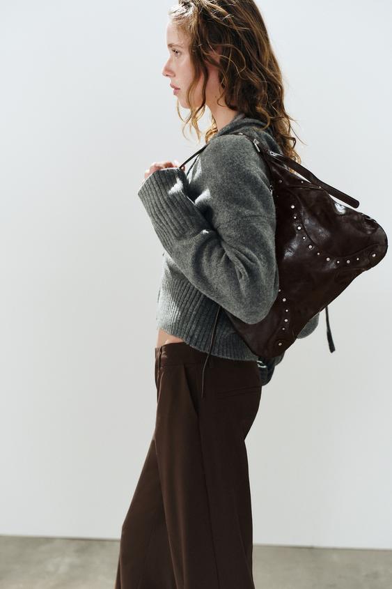 SAC PORTÉ ÉPAULE À CLOUS - Chocolat de Zara - Image 0