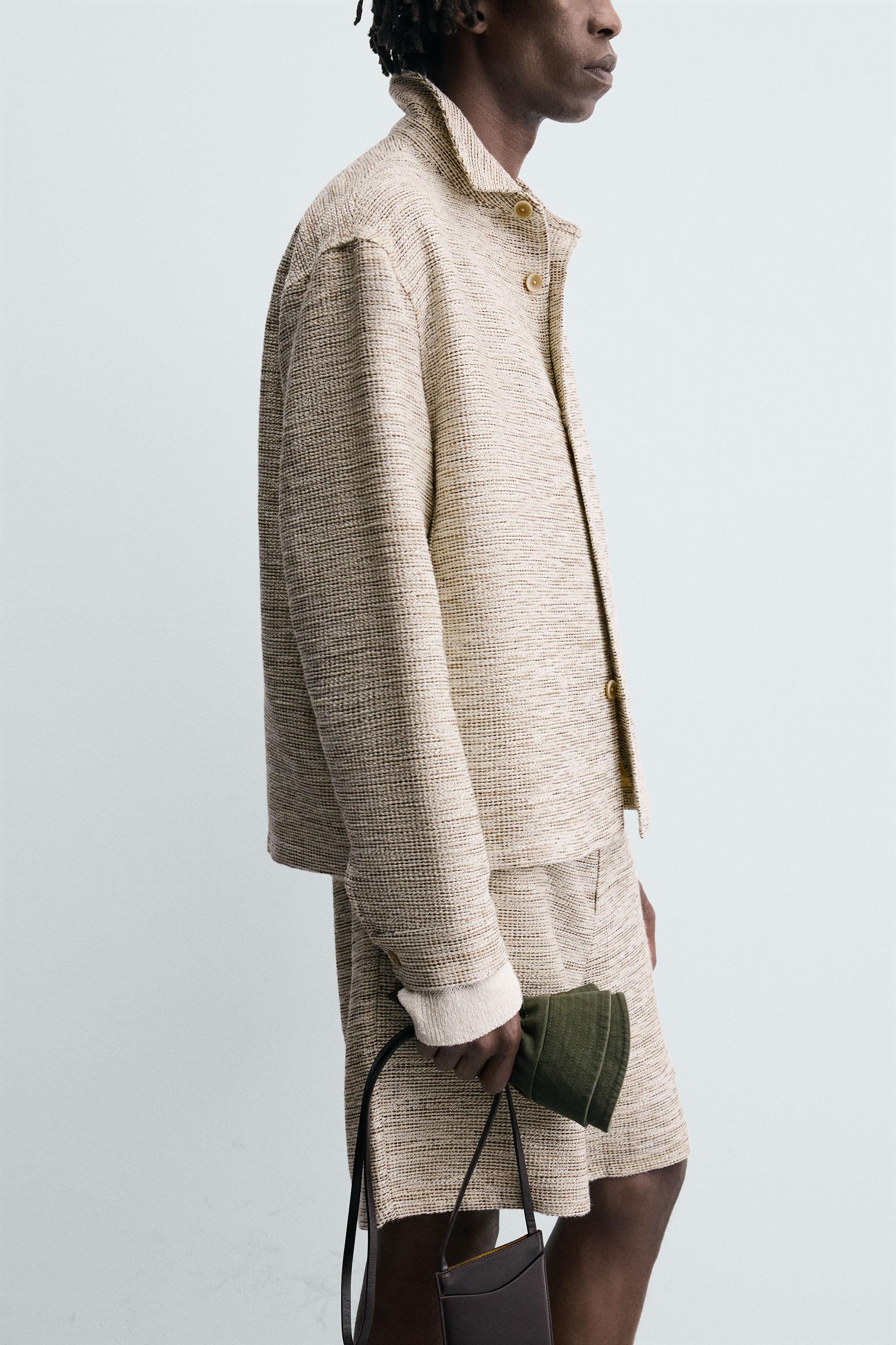 CONTRAST TEXTURED OVERSHIRT