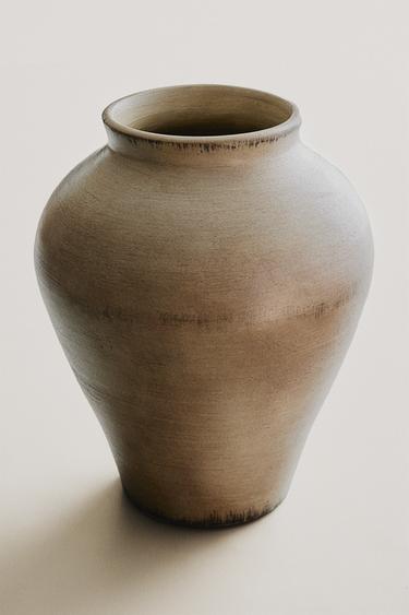 LIGHT TERRACOTTA VASE - Light brown by Zara
