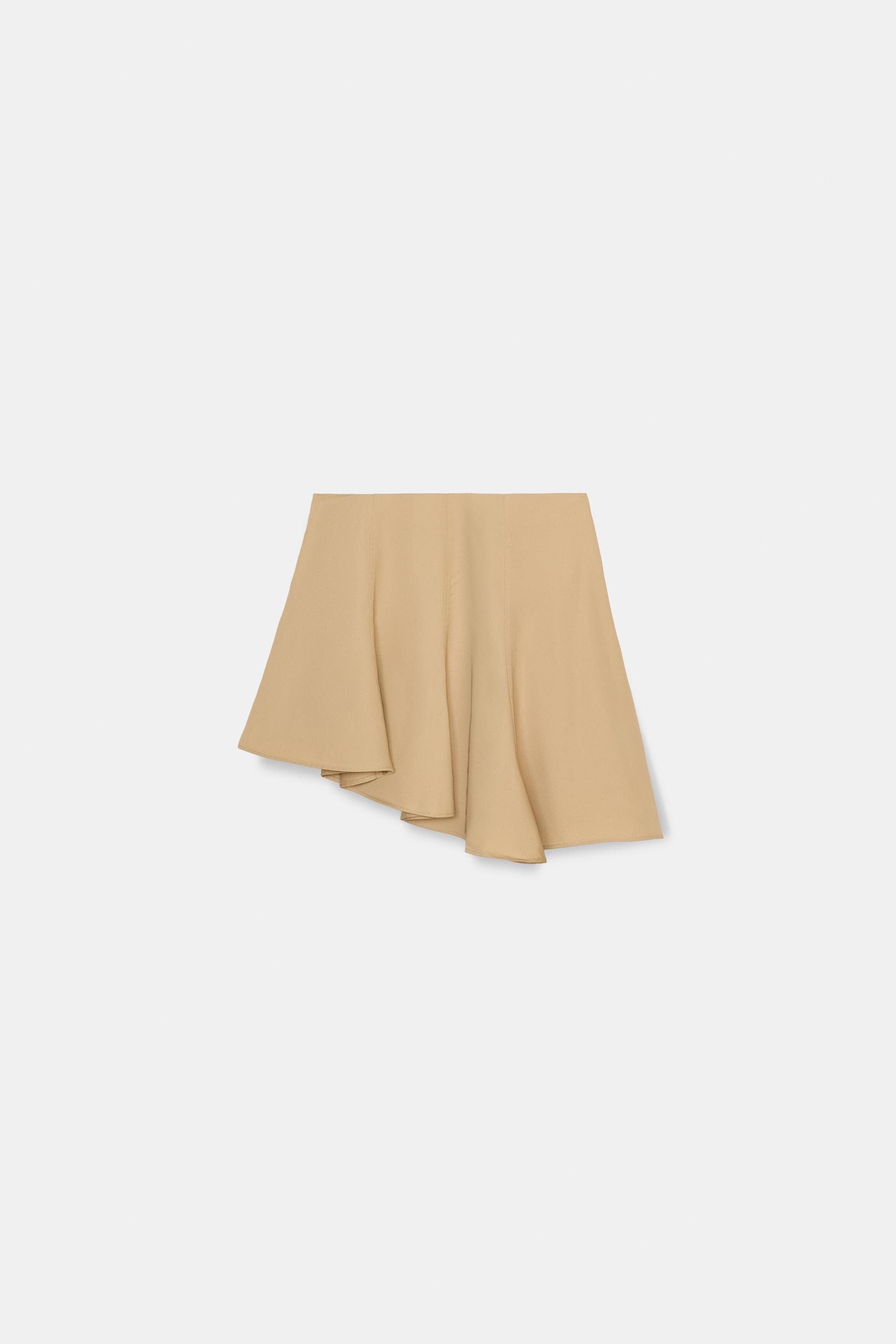 MINI JUPE ASYMÉTRIQUE