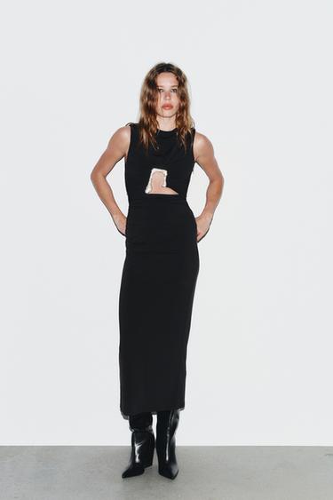 VESTIDO CUT OUT DRAPEADO BRILLOS - Negro de Zara