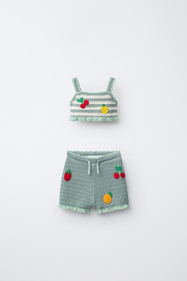 КОМПЛЕКТ ИЗ ТОПА И ШОРТ ИЗ КРУЖЕВА КРОШЕ С ФРУКТАМИ (1-6 ЛЕТ) — ЗЕЛЕНЫЙ от Zara