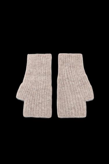 SHORT KNIT MITTENS - Sand by Zara