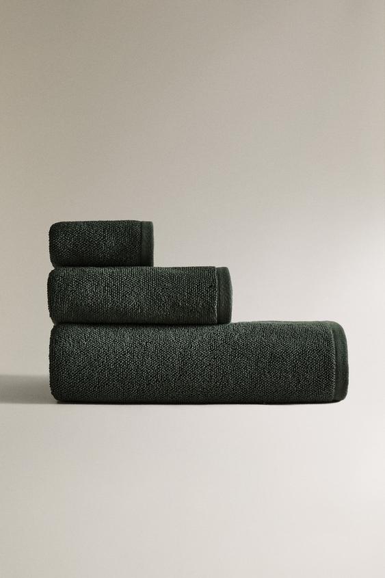 TOALHA DE BANHO DE ALGODÃO DE PONTO DE ARROZ - Verde-escuro da Zara - Imagem 0
