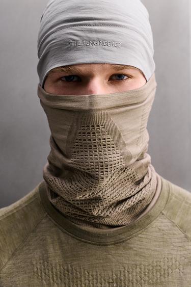 CUBRE CUELLO CON LANA - Arena de Zara