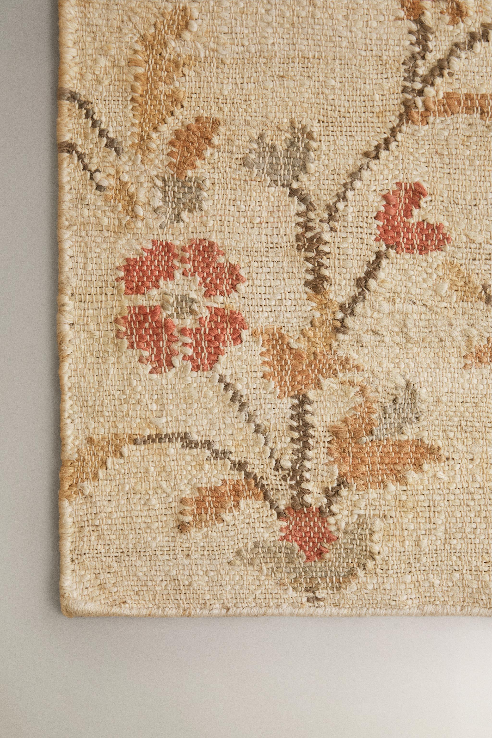 FLORAL JUTE RUG — Light beige
