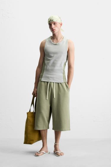 OVERSIZED FIT JOGGER BERMUDA SHORTS - Dark khaki by Zara