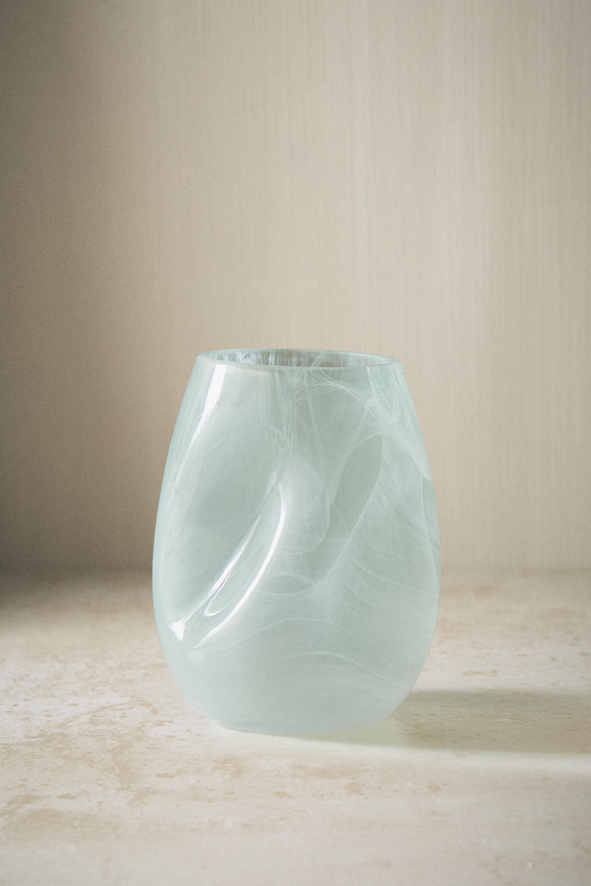 SHADED GREEN GLASS TOOTHBRUSH HOLDER