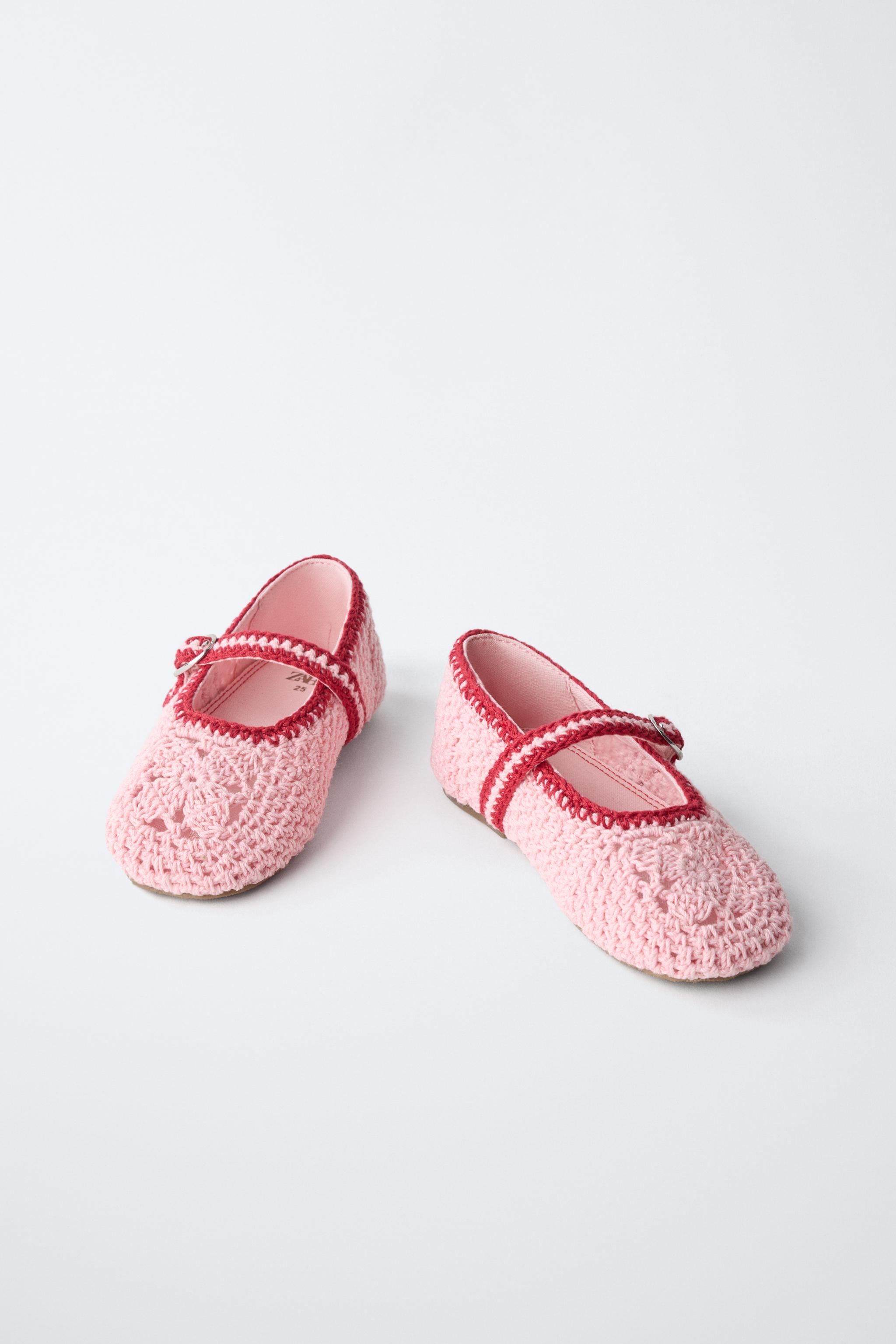 CROCHET BALLET FLATS