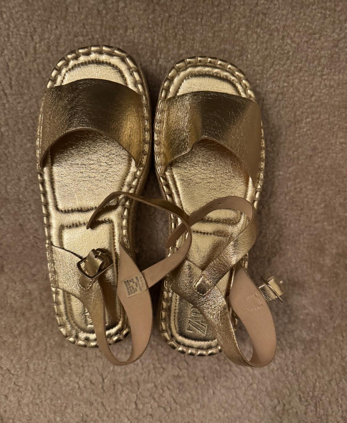 KIDS/ METALLIC SANDALS