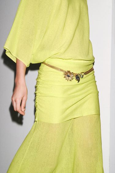 METAL CHARM BELT - Golden by Zara