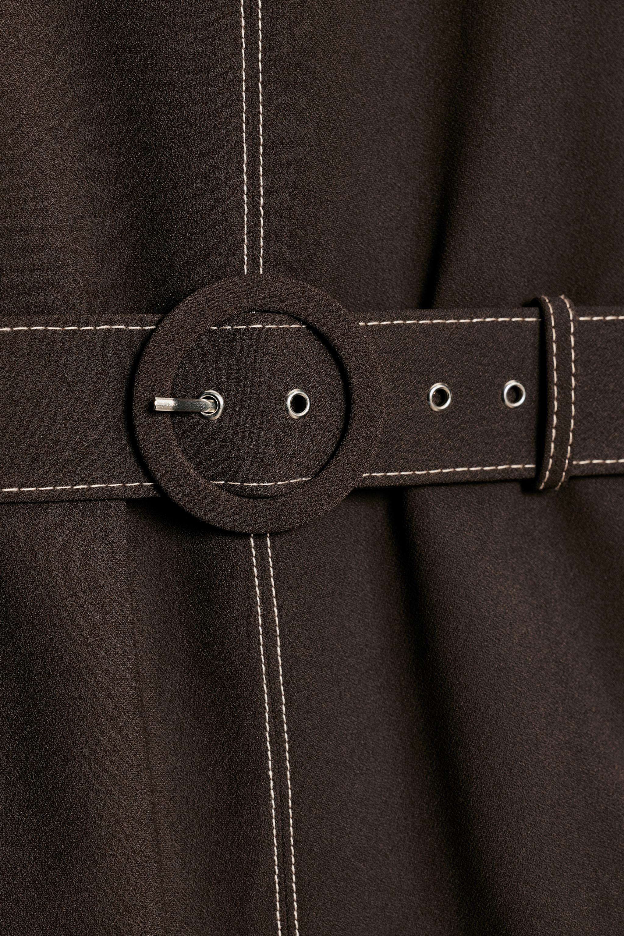 Женские рубашки Zara CONTRAST STITCHED BELTED TOP — фото 8