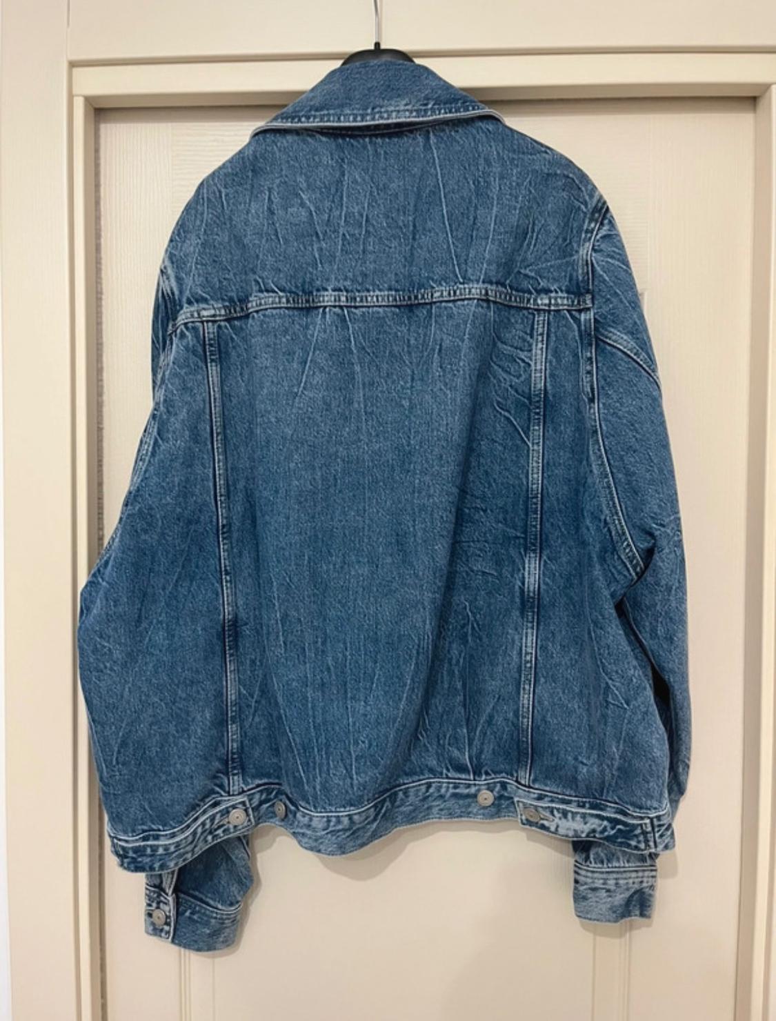 DENIM JACKET WITH POCKET - Image 2