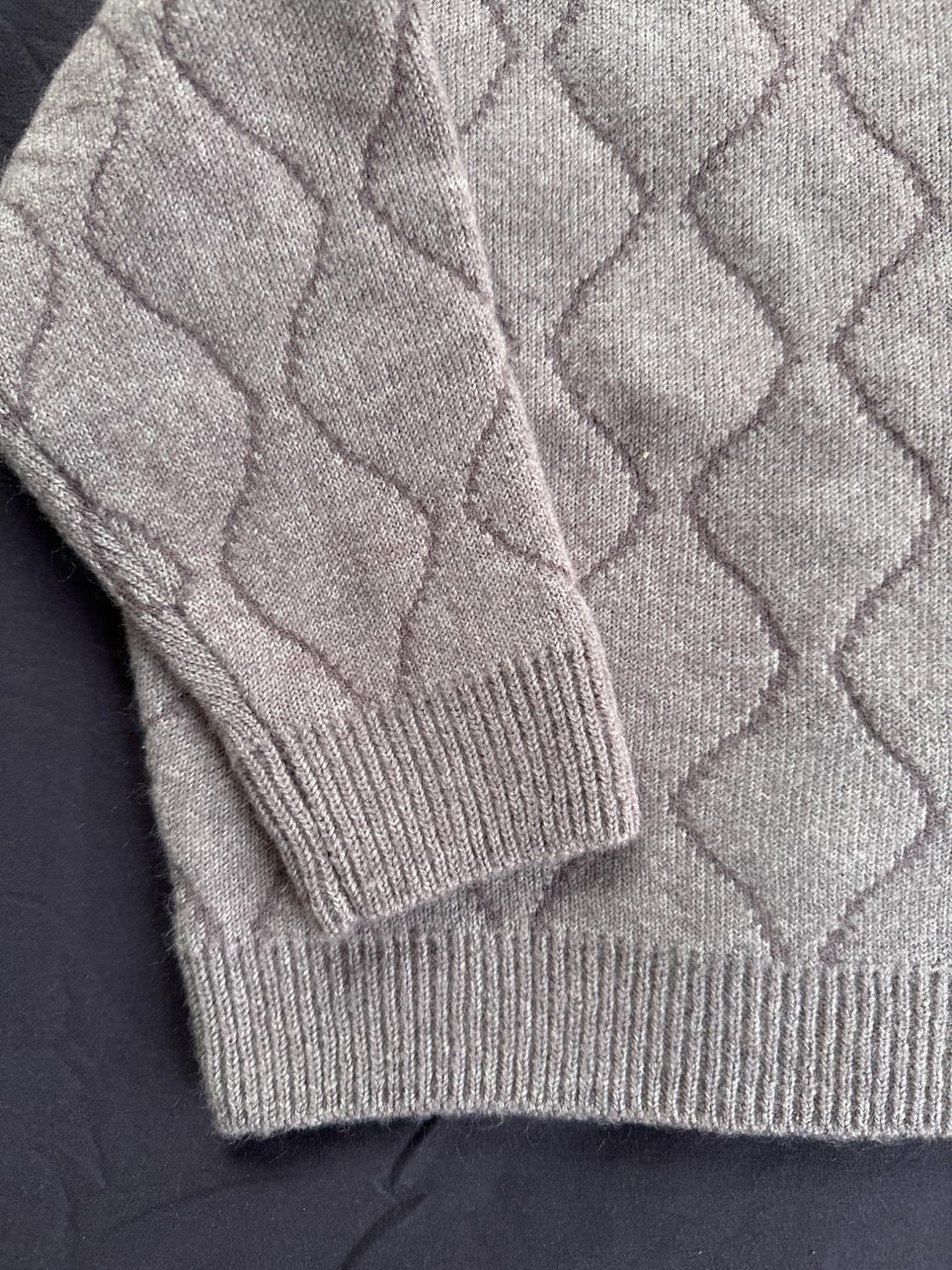 QUILTED KNIT SWEATER - Image 4