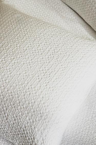 WAFFLE-KNIT PILLOWCASE - White by Zara - Image 6